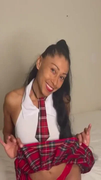 Home from college she wants you to lick her pussy