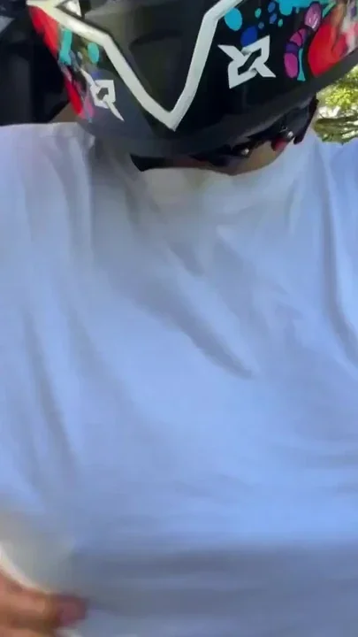 picking up my favorite DIDI client without a bra I convince him to fuck Clip 1