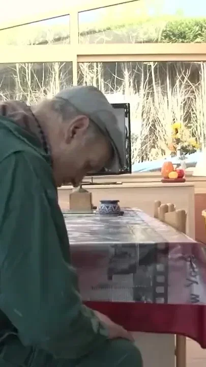 Old french gardener bangs a naughty unfaithful desperate housewife