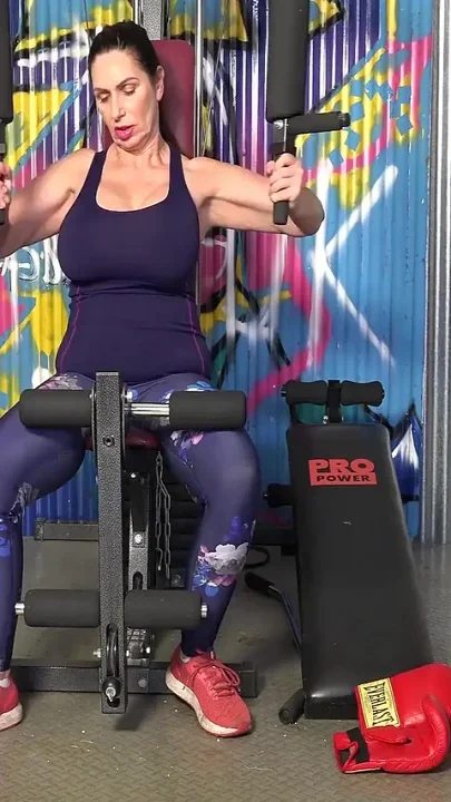 AuntJudys - Mature big tit icon Josephine James' very hot workout