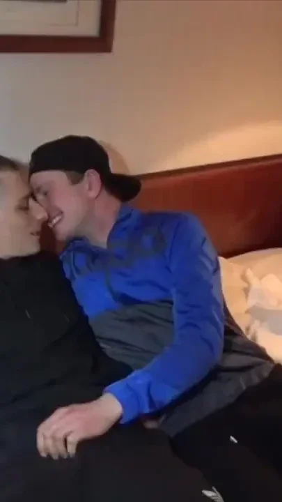 Fabien fucked bareback in Martin with fetish outfits