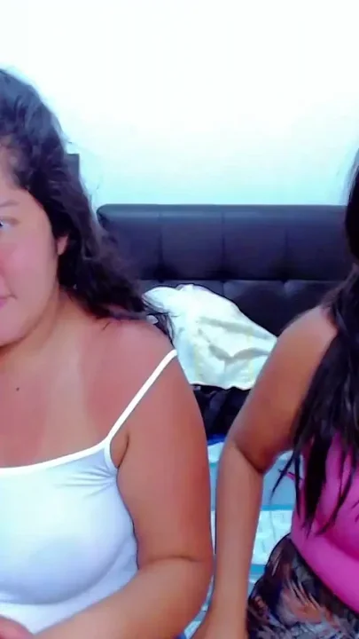 My stepsisters showed me their big and delicious tits in exchange for giving