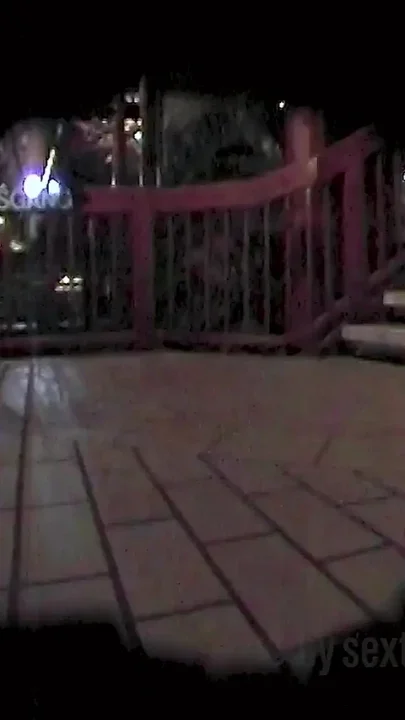 Blowjob in the Swimming Pool