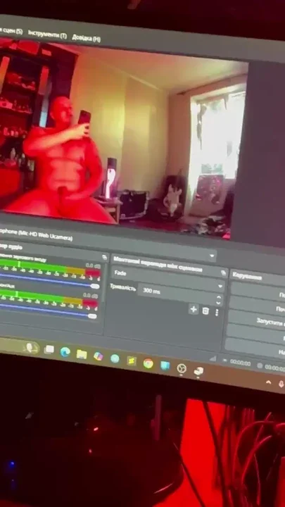 I play before the obs in red light