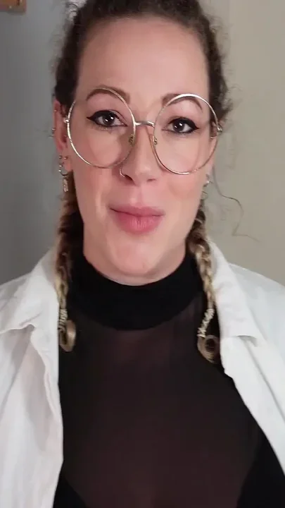 Giantess Scientist Shrinks Her Professor