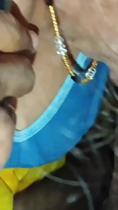Apne pati ke aujar ki massage muh se ki Clip 1