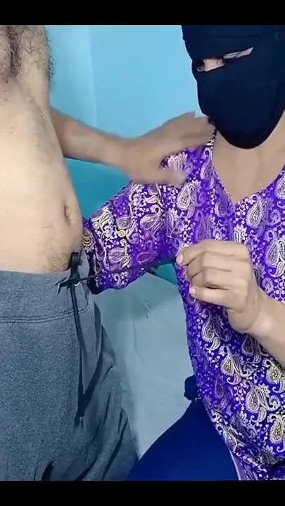 Fucking Anal Muslim Girlfriend in Cowgirl Style with an Indian Boyfriend She