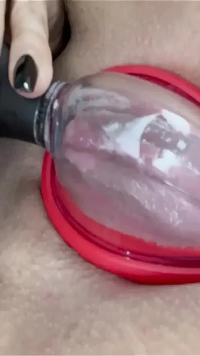 Trying Pussy Pump