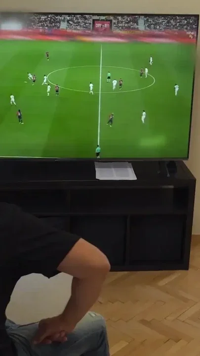 HUNT4K He Sold His Girlfriend's Big Natural Tits for Game Clip 2