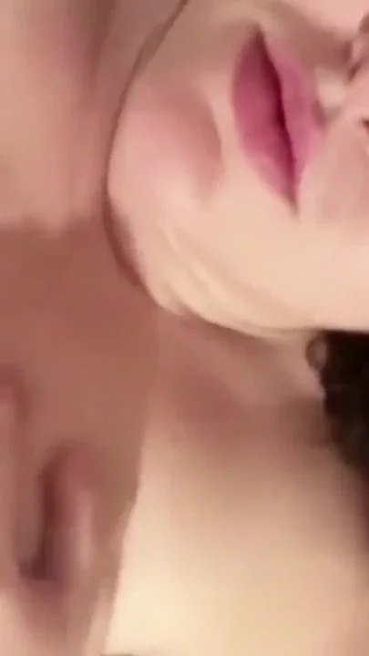 YoungEnglishBBW rubbing fucking my fat hairy pussy