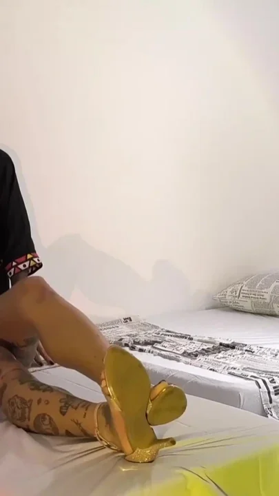 Gentle cuckold took wife to have a tantric massage with black gifted part one Clip 1
