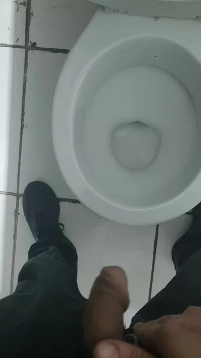 Small dick pissing in public toilet