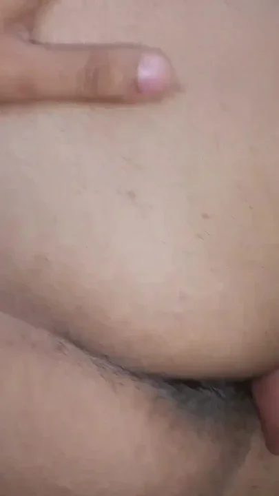My hot Indian sister-in-law suddenly grabbed the cock and started shaking it Clip 1