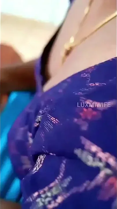 Sexy Cooking in Blouse Petticoat & Pussy Show