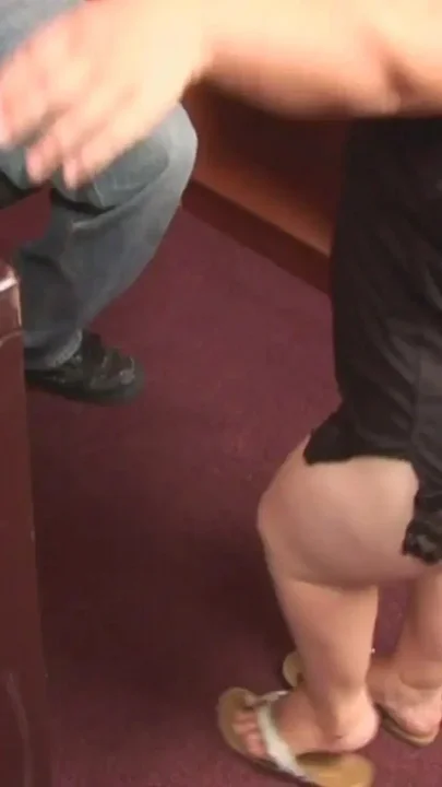 Midget hairy brunette sprayed in her little mouth