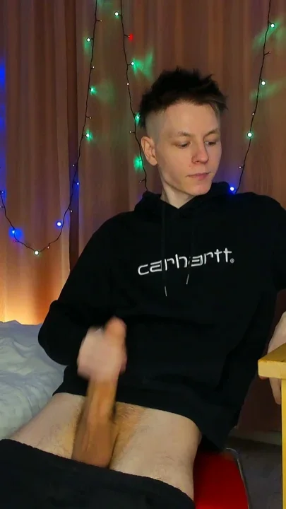 Young Stud's Ecstatic Cum-filled Finish