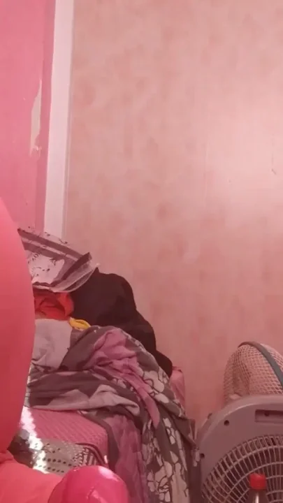 Pinky slut foot fetishdirty talk blowjobpussy play