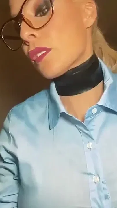 I Know I'm Strange Ahah I Like Those Kinds of Things to Wear a Huge Strap-on and