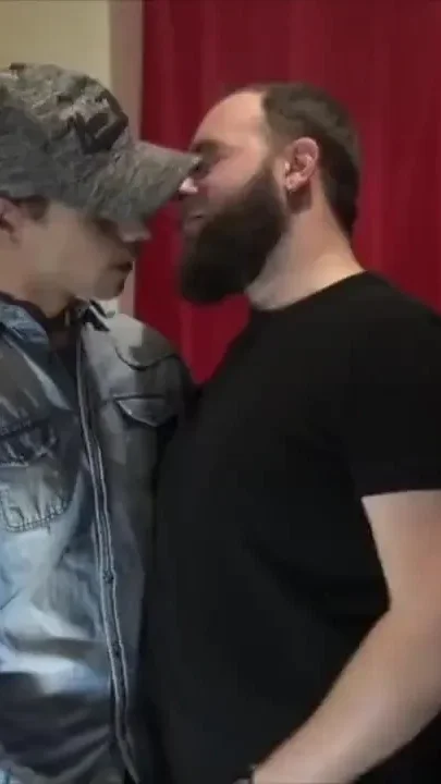 Young bear fucked raw by twink