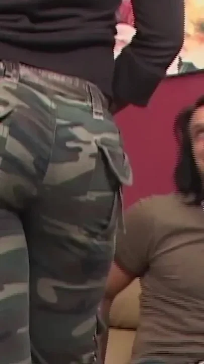 The Outstanding Look of Beauty Makes Her Fucker Go Wild on Her Nasty Cunt