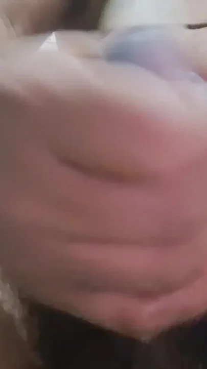 Madam ko chaddi pehnate hue dekhte hue kam wali ladki Clip 2