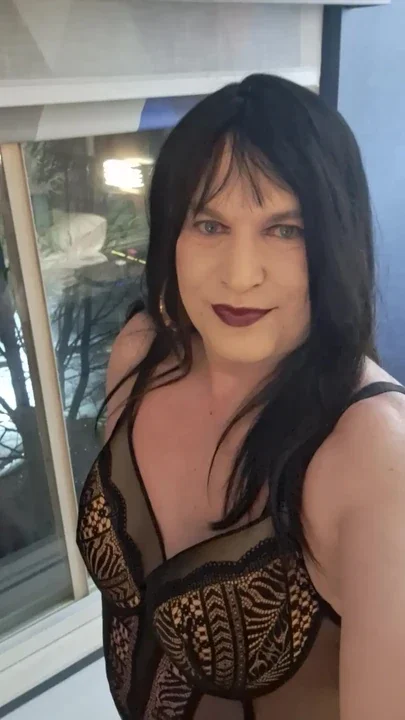Waiting in front of the window hoping to be noticed Waiting at the hotel for my