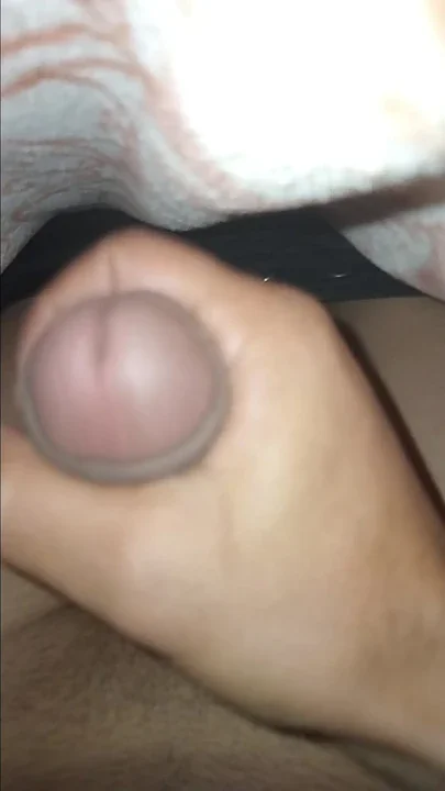 Maja aaya aaj morning mai muth mara kiya koi karega sex