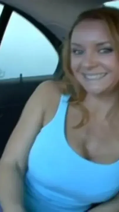 Sexy bitch ride a cock in a car