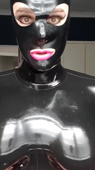 Latex sissy doll fetish practicing deepthroating and popping in a vibrating butt plug