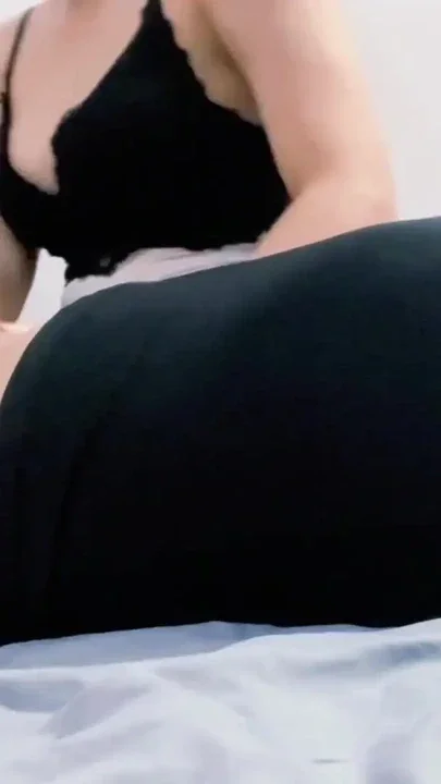 She massages my cock while I'm trying to relax after 1 day of work Clip 1