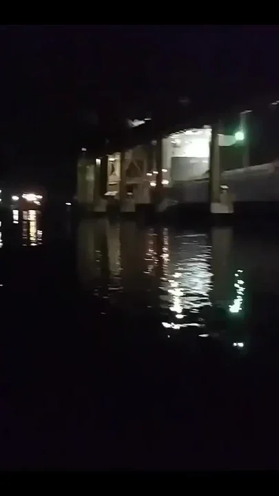 A Quickie at the Port of Santos with Bombomd