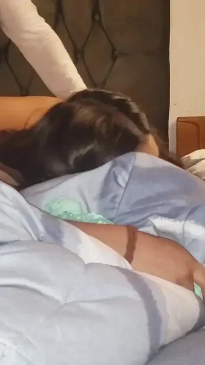 Beautiful Peruvian Clip 1