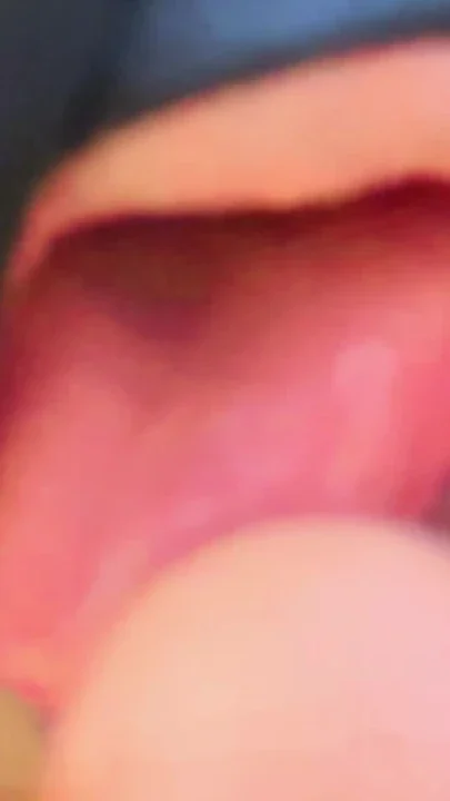 Arab Blowjob in empty home