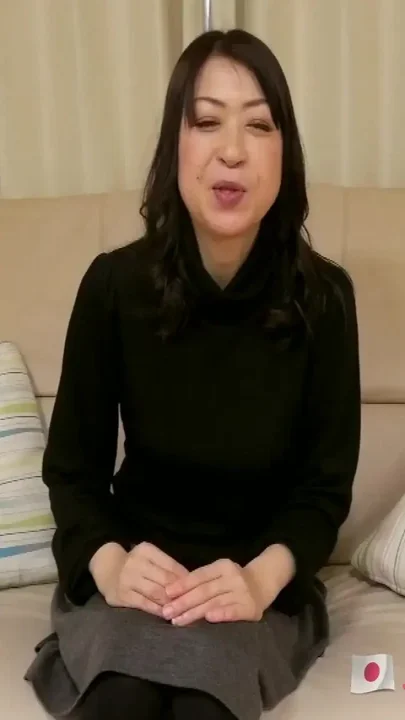 Japanese cougar lets us control her hairy pussy