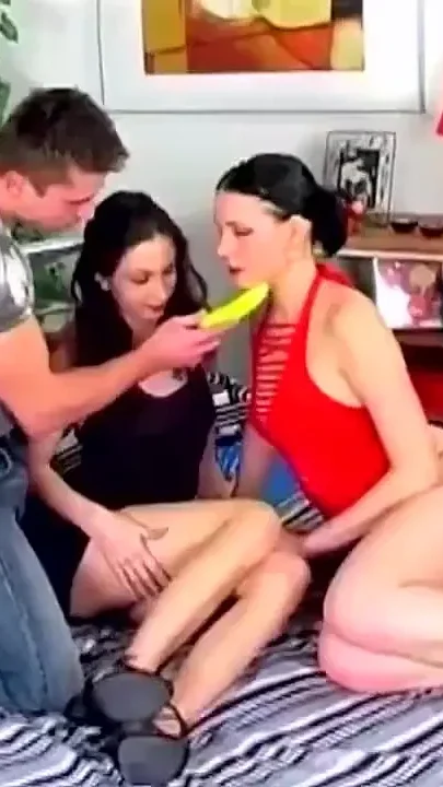 Muscle guy pussy fucking lesbians pussy licking threesomecum in mouth
