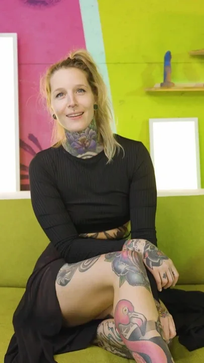 Alt Blonde Girl with Tattoos Masturbate with Crazy Toys
