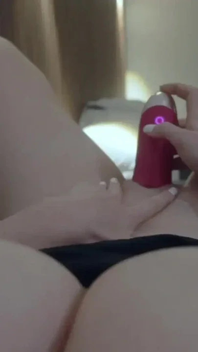 Wonder TOY makes me orgasm while he RUBS MY NIPPLES Clip 1