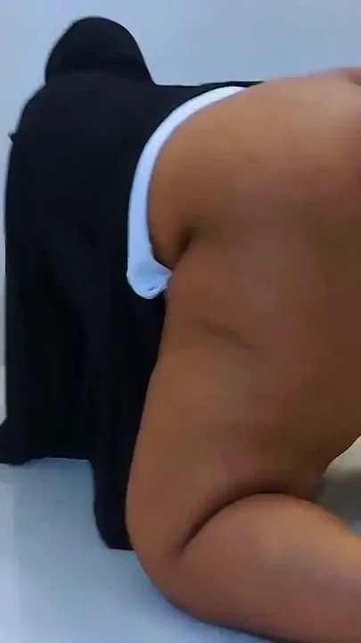 Arabian Muslim Maid Cleaning My Room & I See Her Huge Ass & Naked Chubby Body