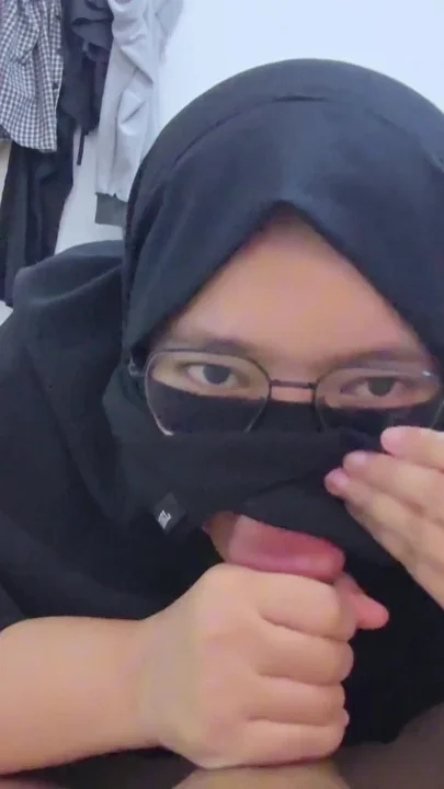 Hijab Niqab Girl Love Dick So Much - Minokiiko Compilation Clip 2