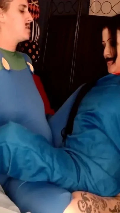 Lesbian Cosplay Mario and Luigi Scissoring