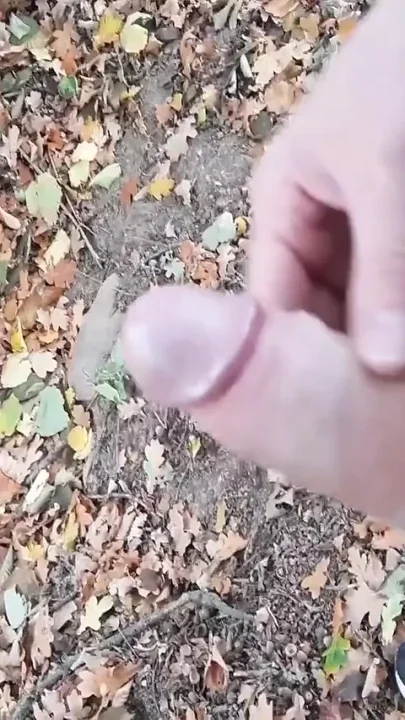 Peeing with an Erection Is Very Strong - Soloxman