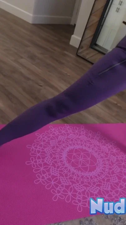 Busty pornstar Rebel Rhyder nude yoga exercises and fingers
