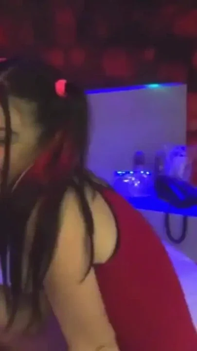 Hot young girl has fun with gifted Clip 1