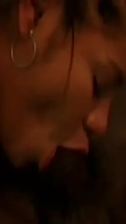 Young Black Slut First Time Squirted on Face