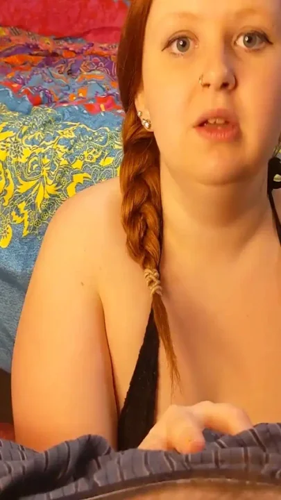 Stepmommy gives you a surprise BJ