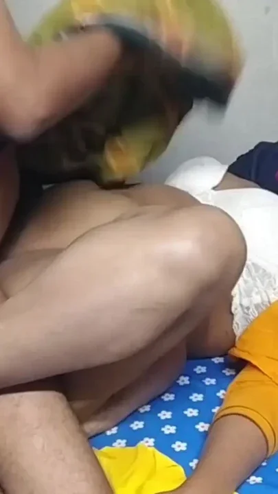 NEWLY MARRIED DESI COUPLE FIRST NIGHT ENJOY Clip 1