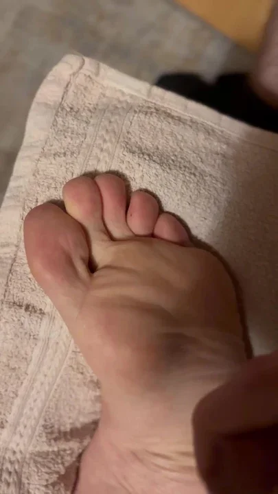 I get on the soles of my own feet