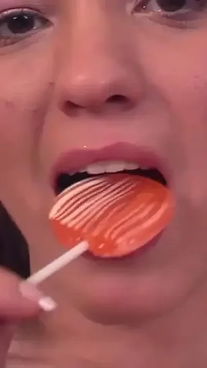 Guy Eats and Bangs Hard Wet Pussy of a Teen Girl While She Sucks a Lollipop