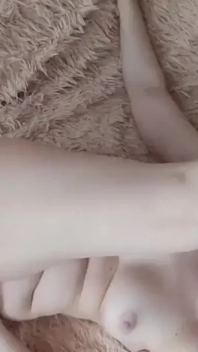 Sweet Toes and Pussy Play
