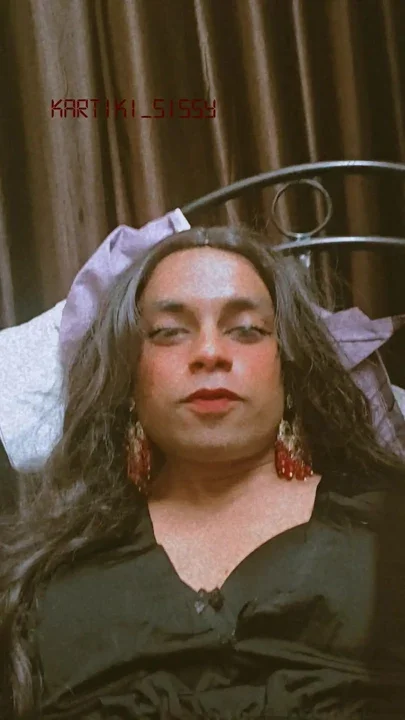 Crossdresser solo